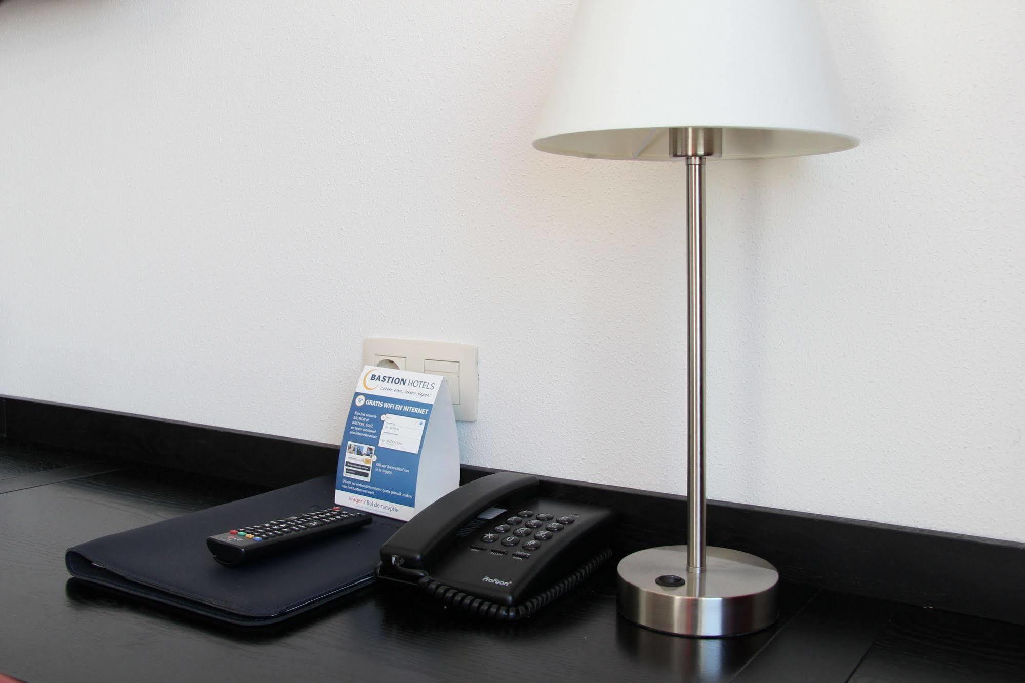 הופדורפ Bastion Hotel Amsterdam Airport מראה חיצוני תמונה